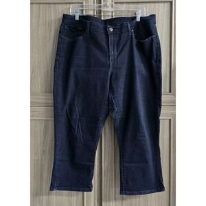 Levi Womens Capri Jeans Size 18 Dark Denim